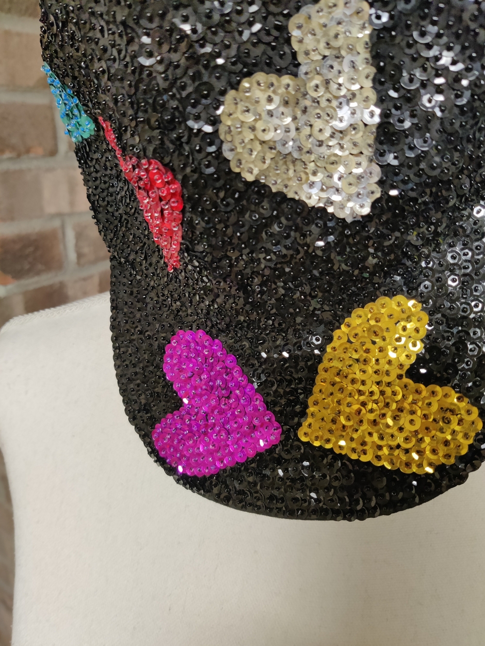 Women's Black Sequin Heart Cap with Multicolor Hearts Size Medium - Picture 3 of 5